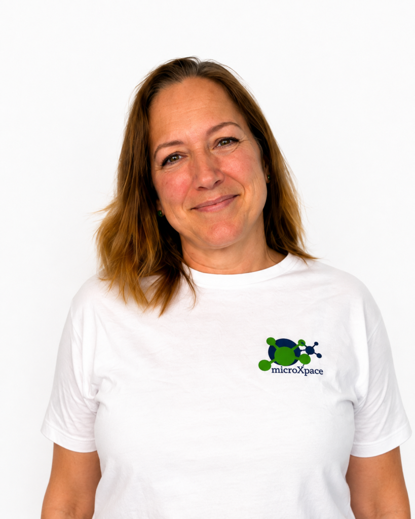 Dr. Astrid Holzer, Chief Aquaculture and Co-Founder of microXpace